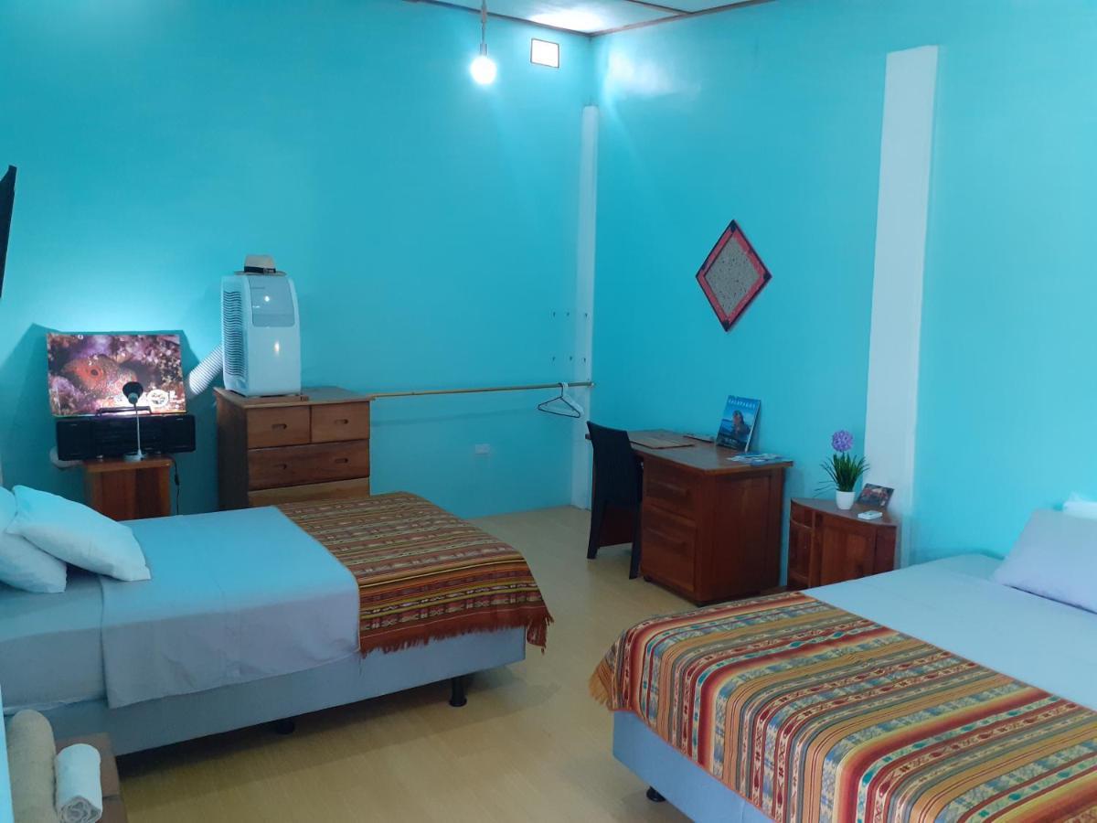 푸에르토아요라 Cozy Hosting Galapagos 아파트 외부 사진